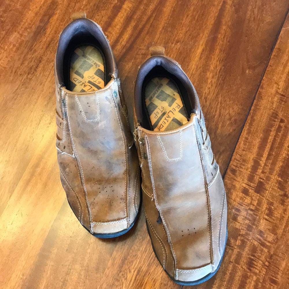 Skechers brown shoes sz 14